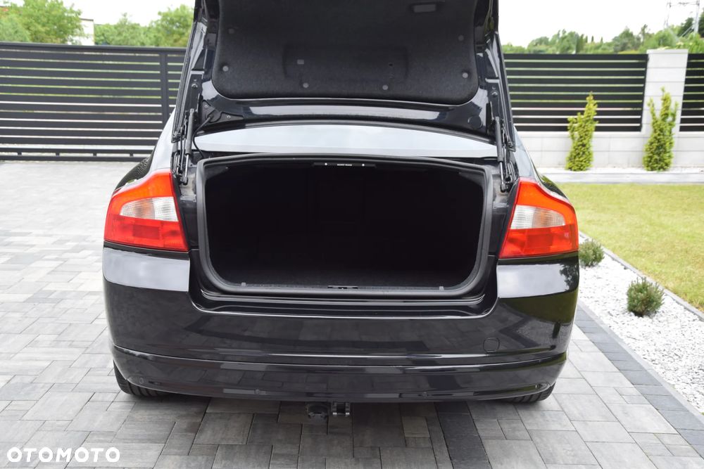 Volvo S80 2.5T Momentum - 16