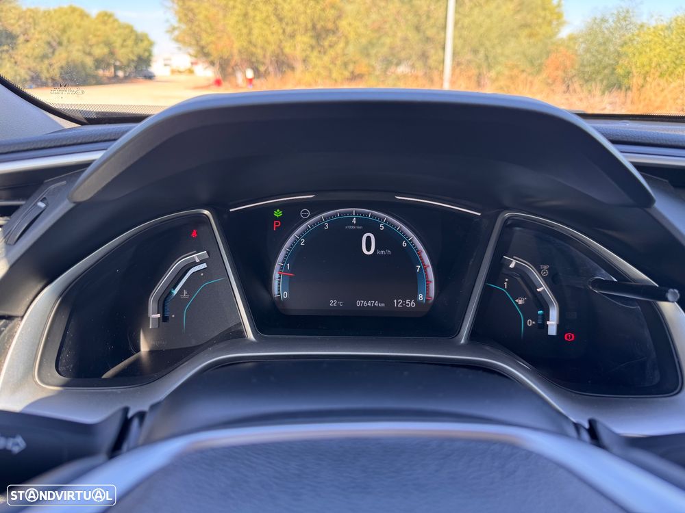 Honda Civic 1.5 i-VTEC Elegance Navi CVT - 12