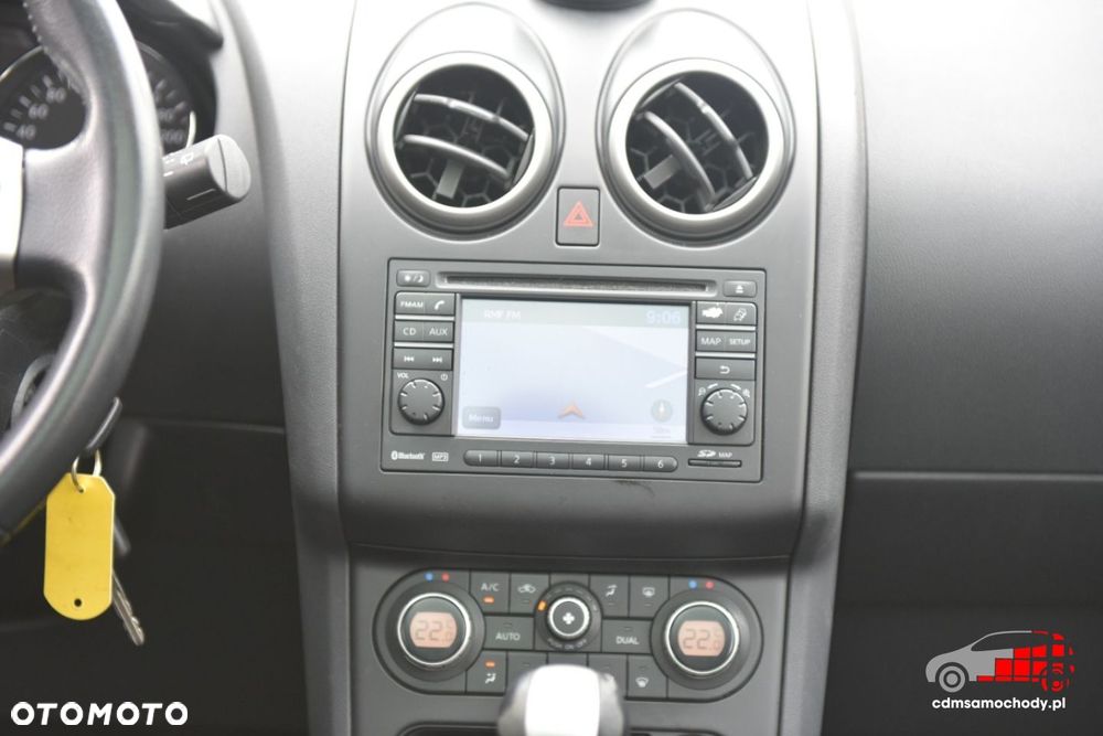 Nissan Qashqai - 25