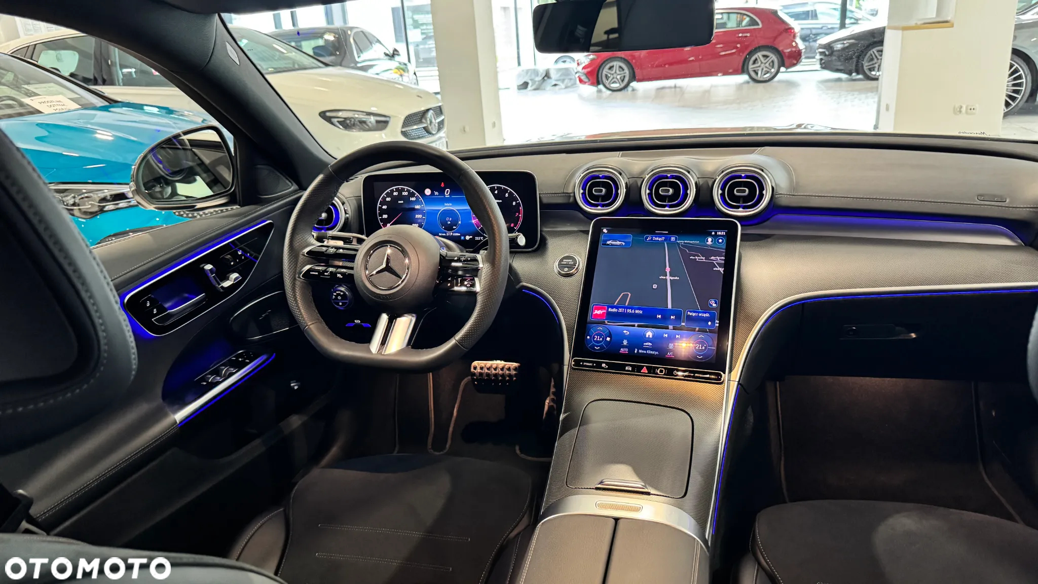 Mercedes-Benz Klasa C 300 4MATIC 9G-TRONIC - 18