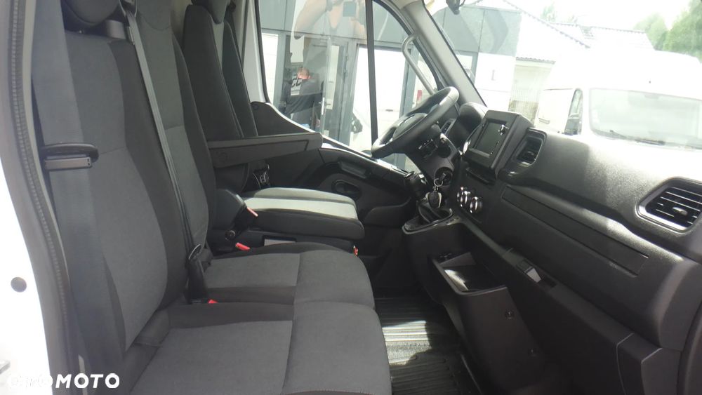 Renault Master - 10