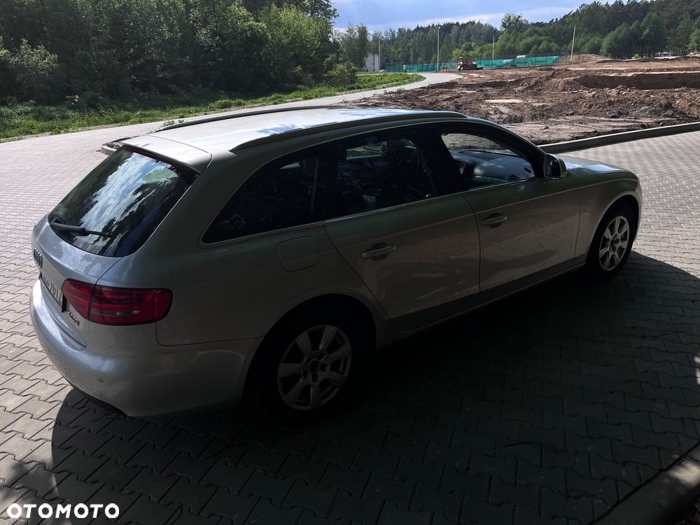Audi A4 Avant - 6
