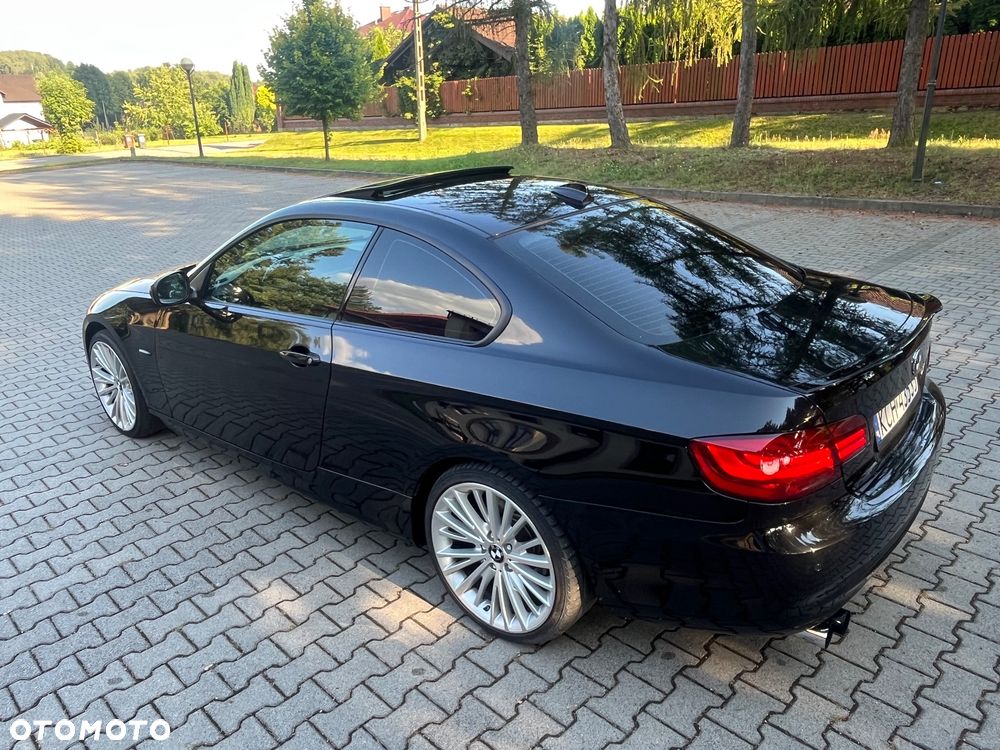 BMW Seria 3 320i - 22