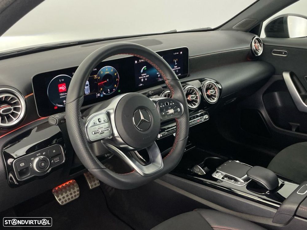 Mercedes-Benz A 200 Standard - 16