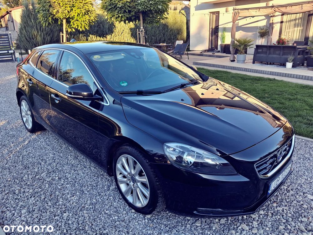 Volvo V40 D2 Momentum - 3