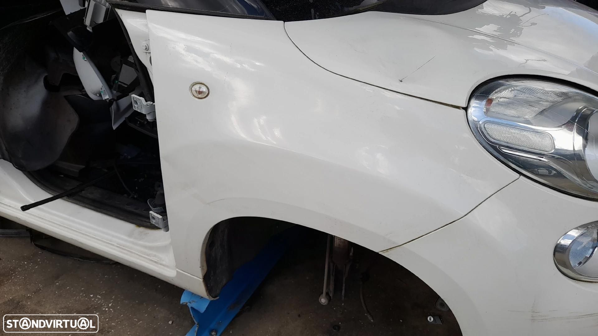 Guarda-lamas direito FIAT 500L (351_, 352_) - 1