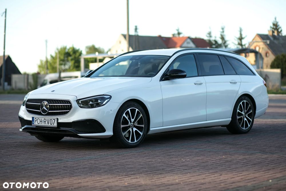 Mercedes-Benz Klasa E 200 - 3