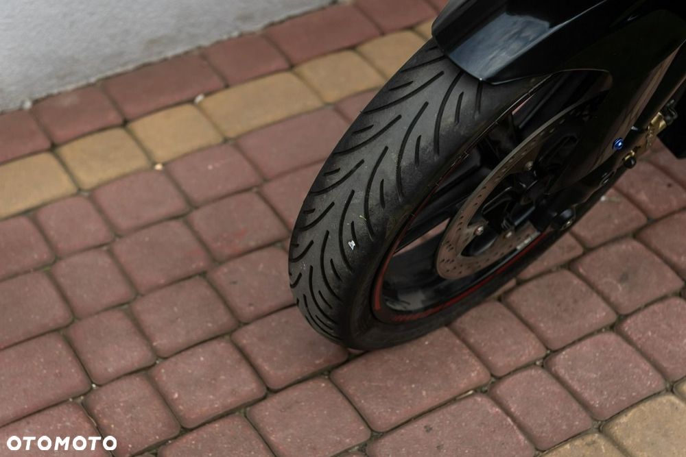 Yamaha YZF - 7