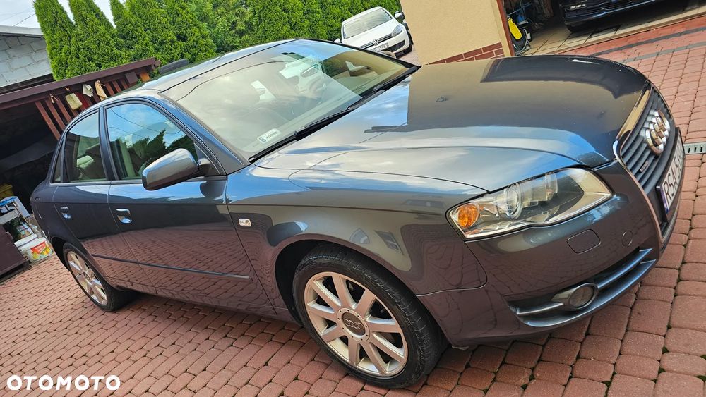Audi A4 Limousine - 21