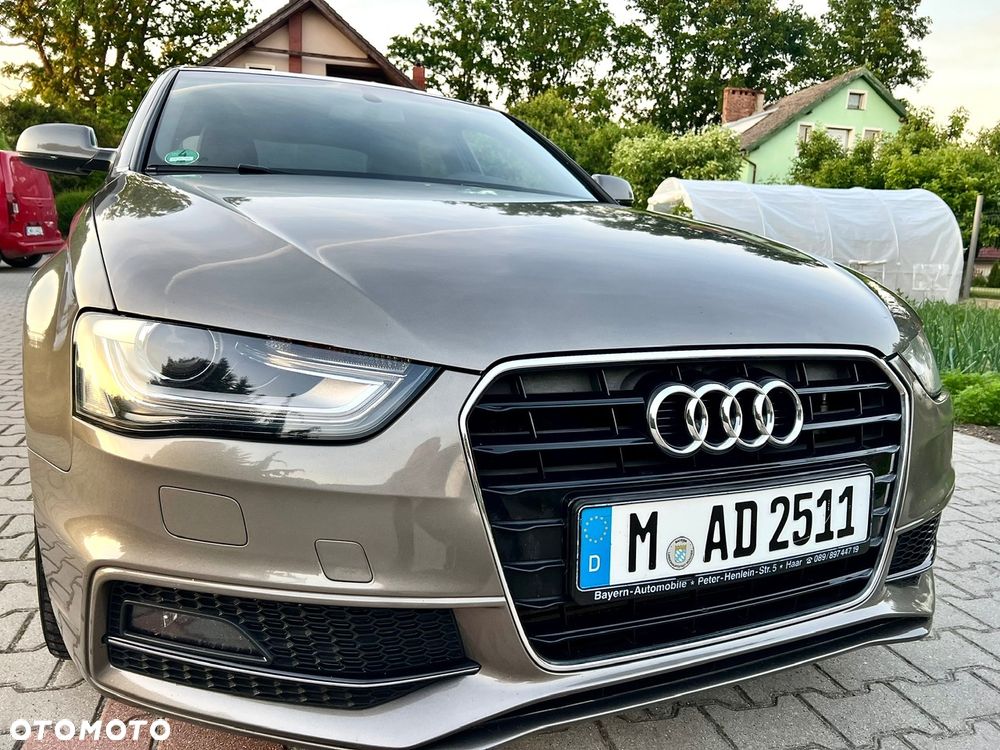 Audi A4 Limousine - 12