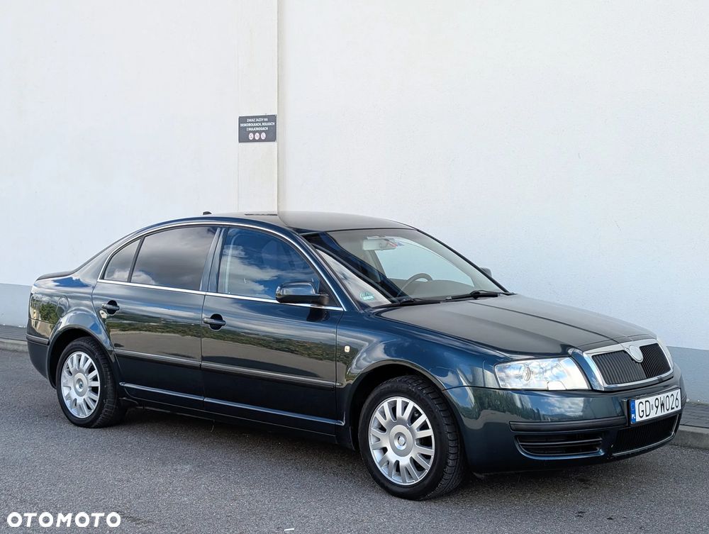 Skoda Superb 2.0 TDI DPF Comfort - 3