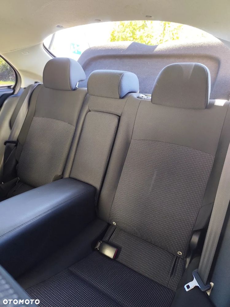 Mitsubishi Lancer 1.8 Instyle CVT - 27