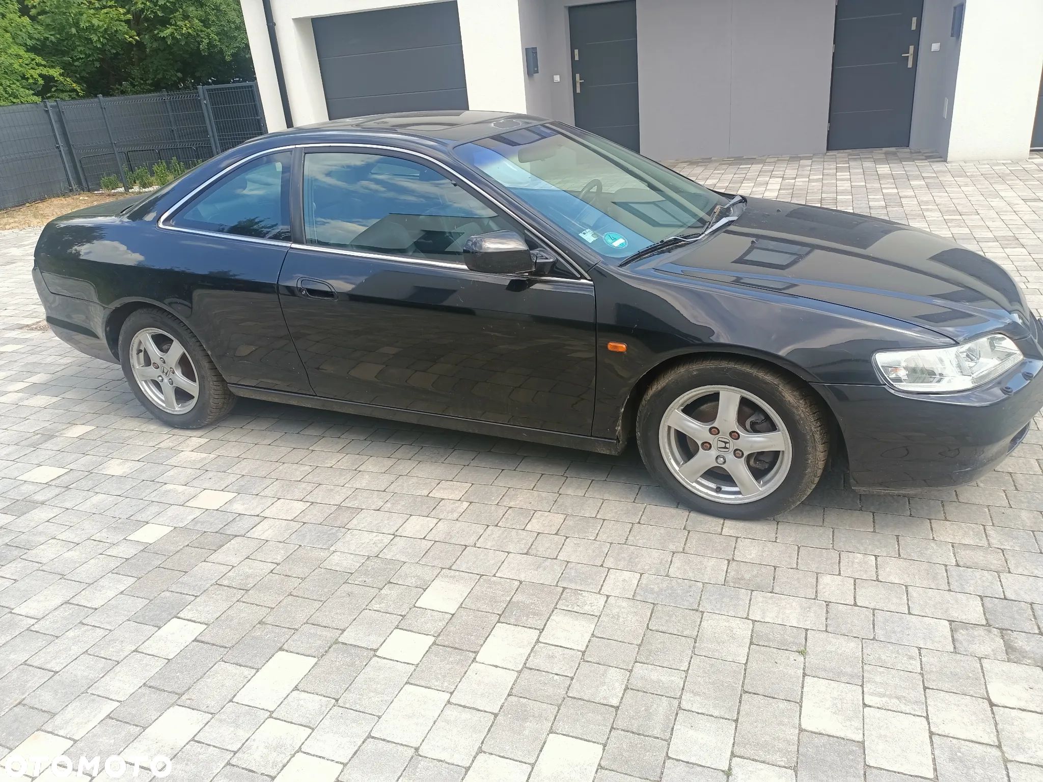 Honda Accord 3.0i ES - 1