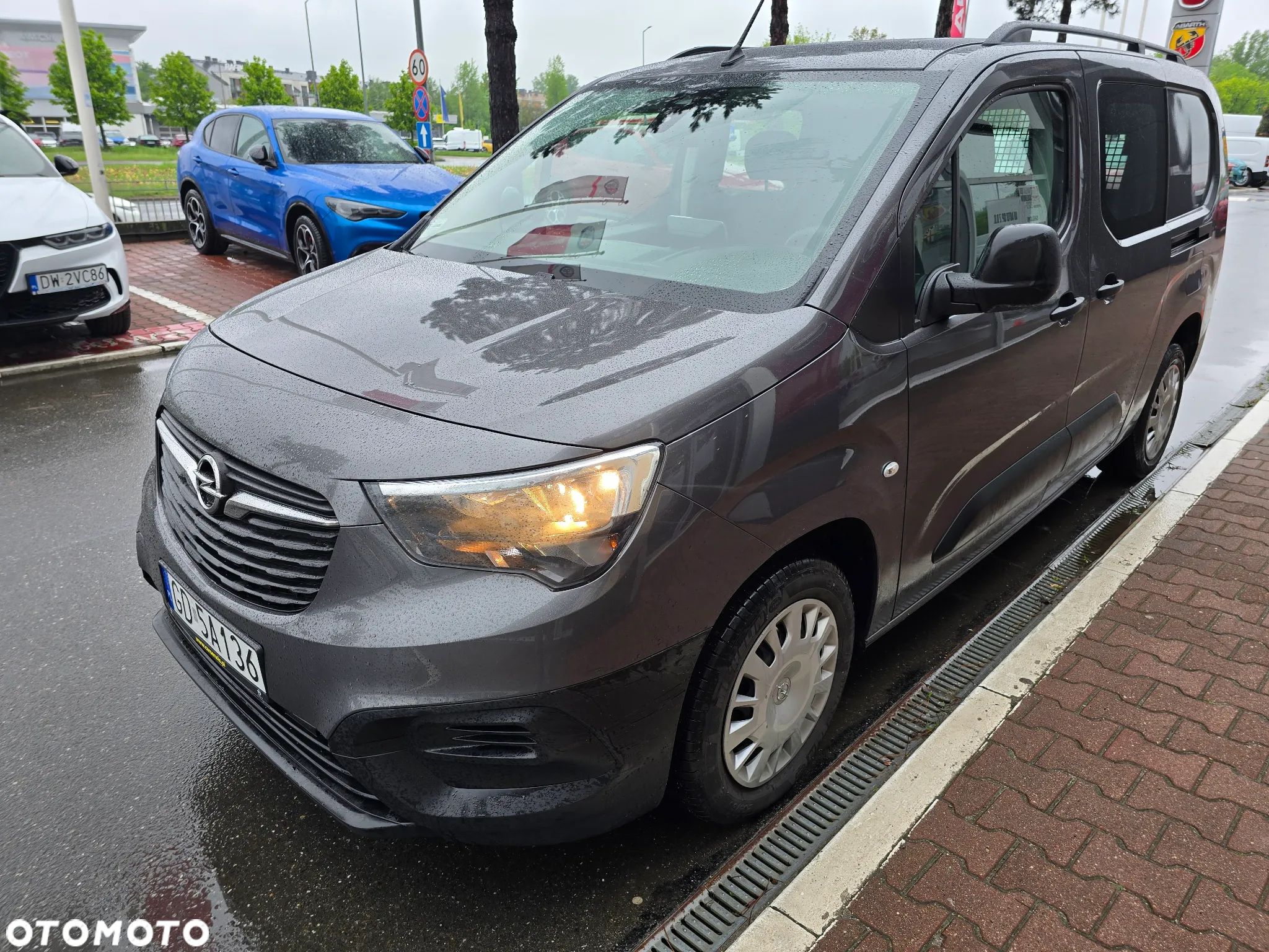 Opel Combo 5 osobowe maxi - 3