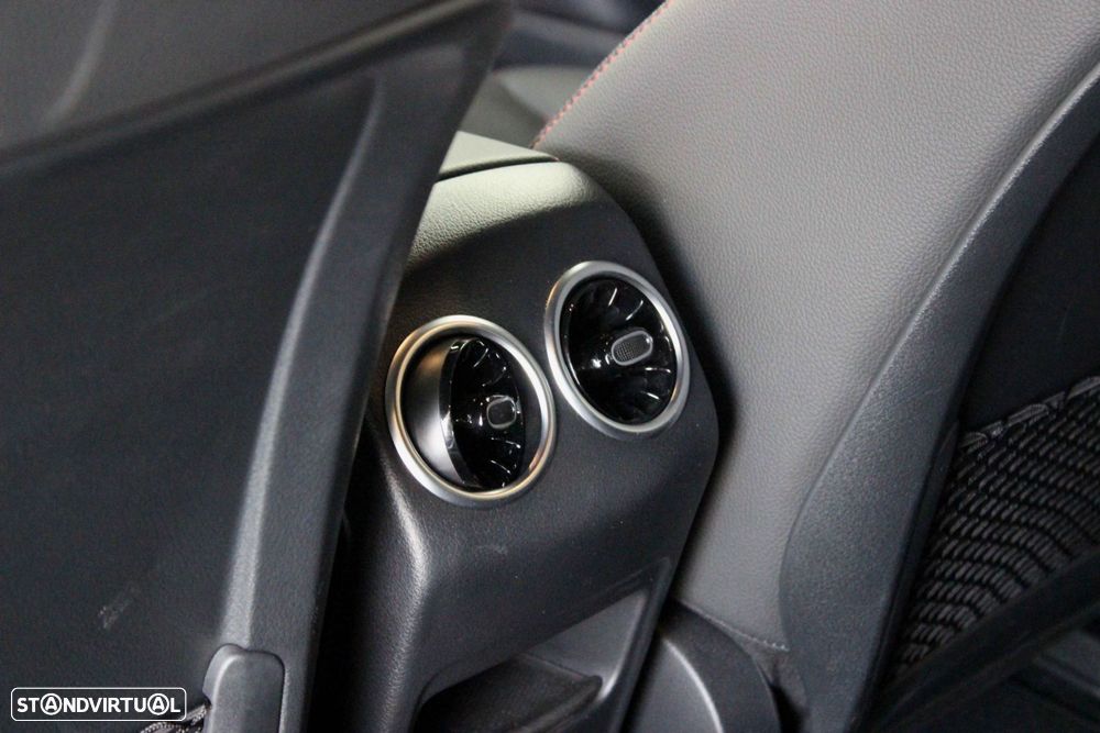 Mercedes-Benz EQA 250+ AMG Line - 16