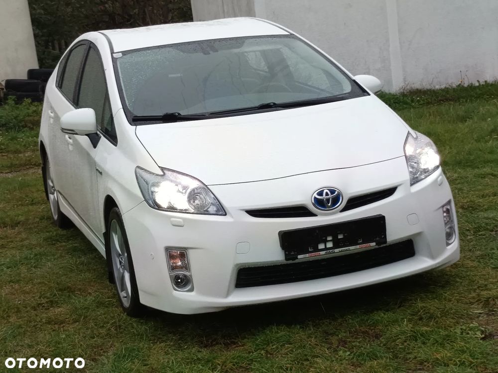 Toyota Prius - 3