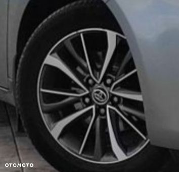 Toyota Avensis 1.8 Comfort - 17