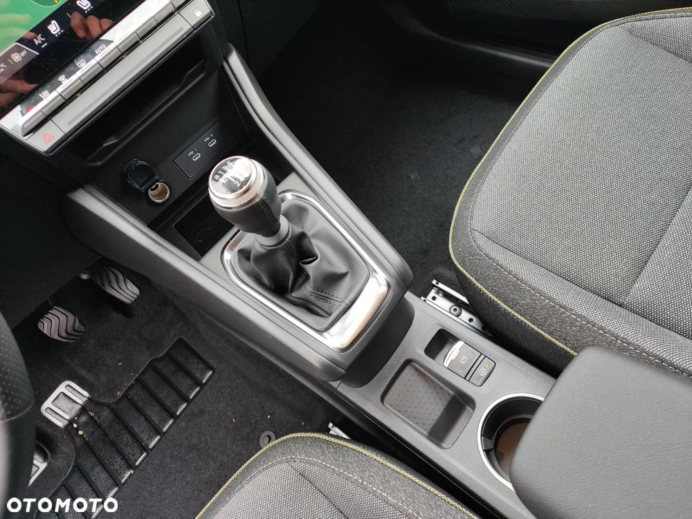 Renault Captur 1.0 TCe Techno - 23