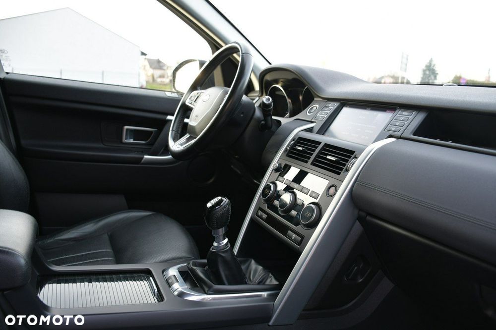 Land Rover Discovery Sport 2.0 eD4 HSE Luxury - 21