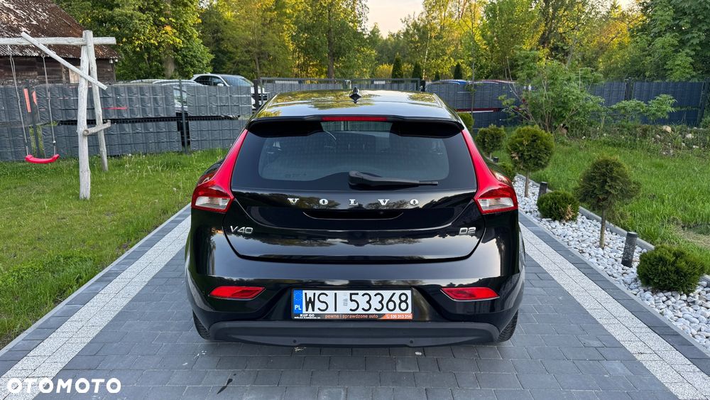 Volvo V40 D2 Kinetic - 19