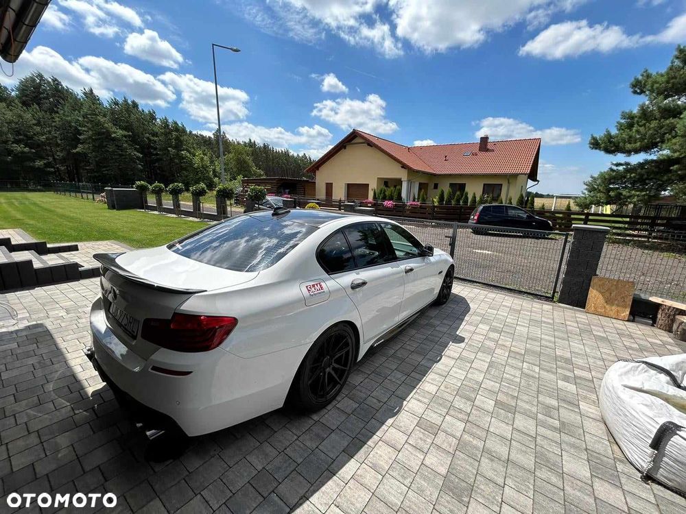 BMW Seria 5 535i Sport-Aut Modern Line - 17