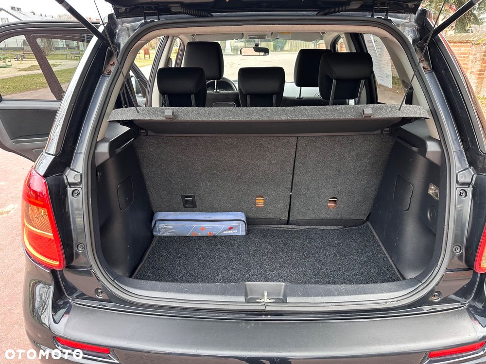 Suzuki SX4 - 21