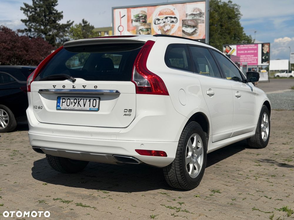 Volvo XC 60 D5 AWD Momentum - 6