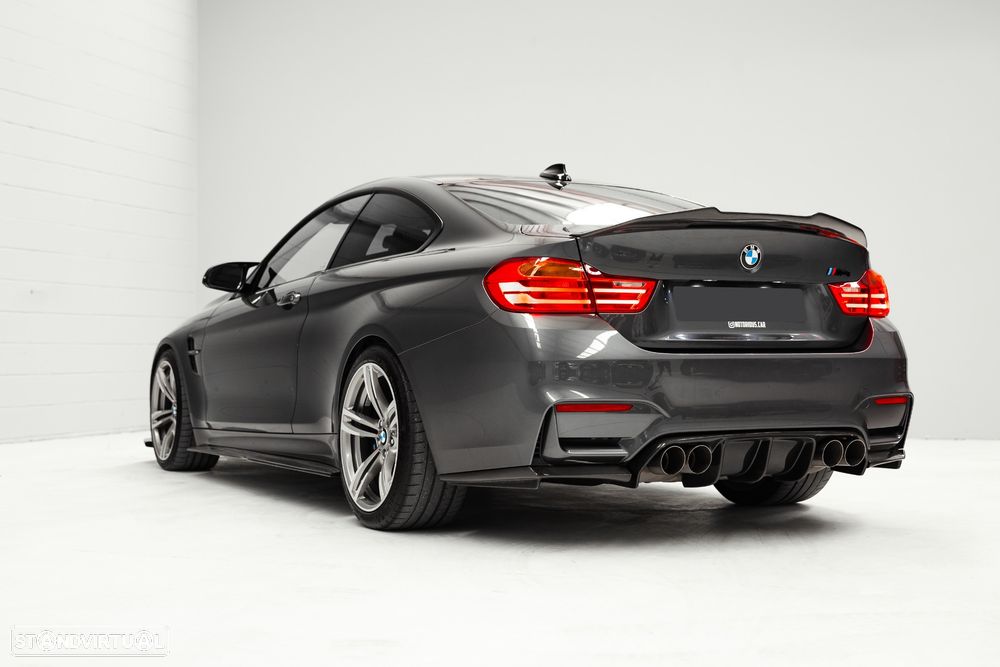 BMW M4 DKG - 7