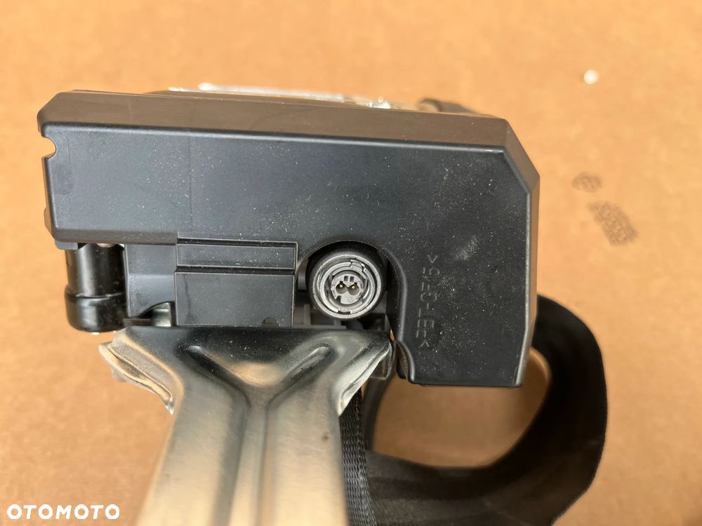 PAS BEZPIECZEŃSTWA AUDI Q8 PRAWY PRZÓD 4M8857706A ORYGINAL - 7