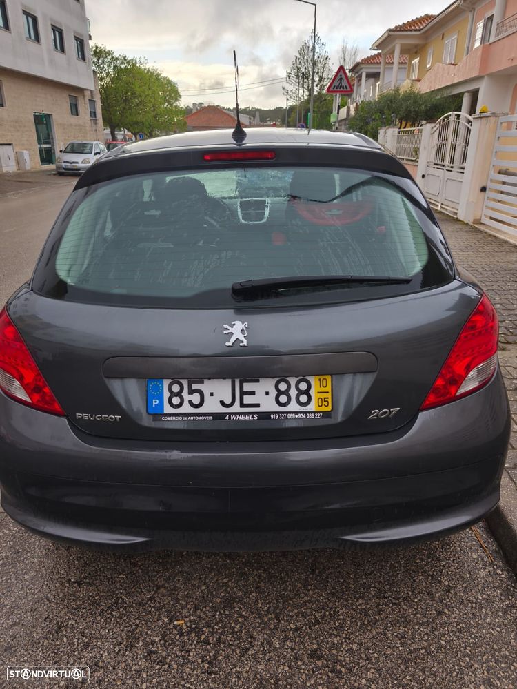 Peugeot 207 1.4 16V Sport - 4