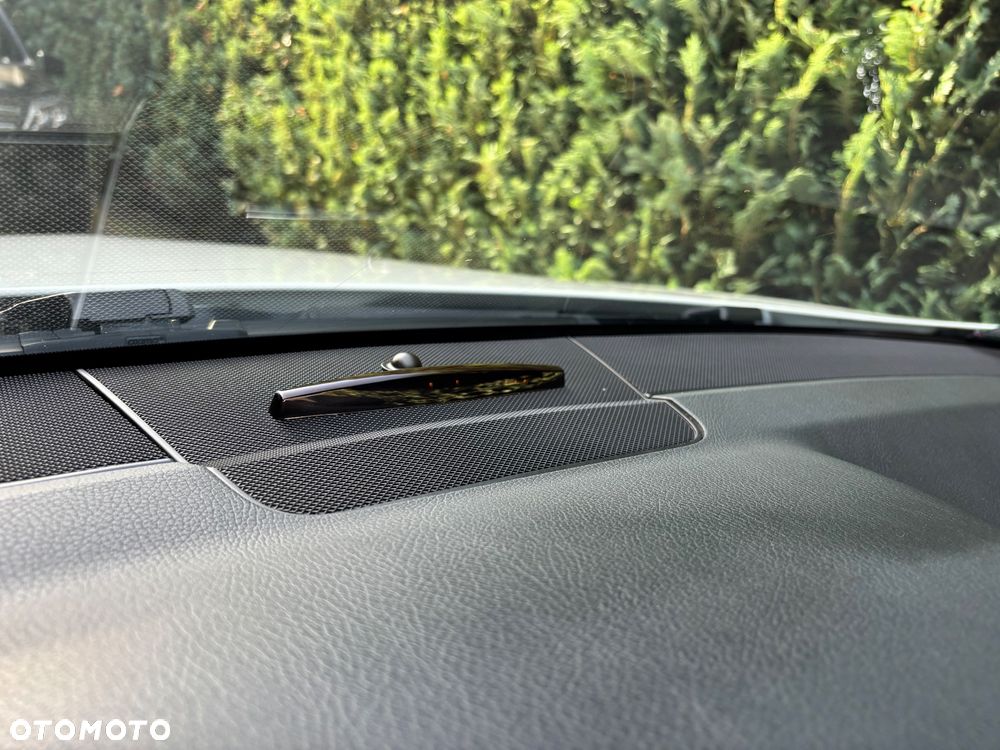 Mercedes-Benz Klasa E 250 - 20