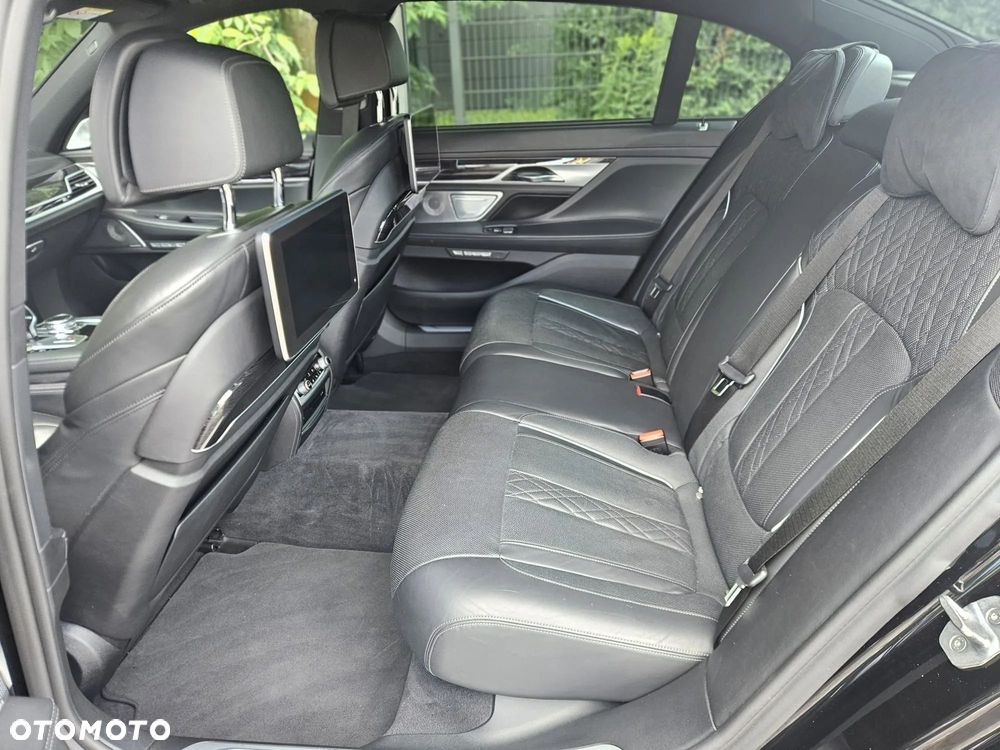 BMW Seria 7 750Ld xDrive - 15