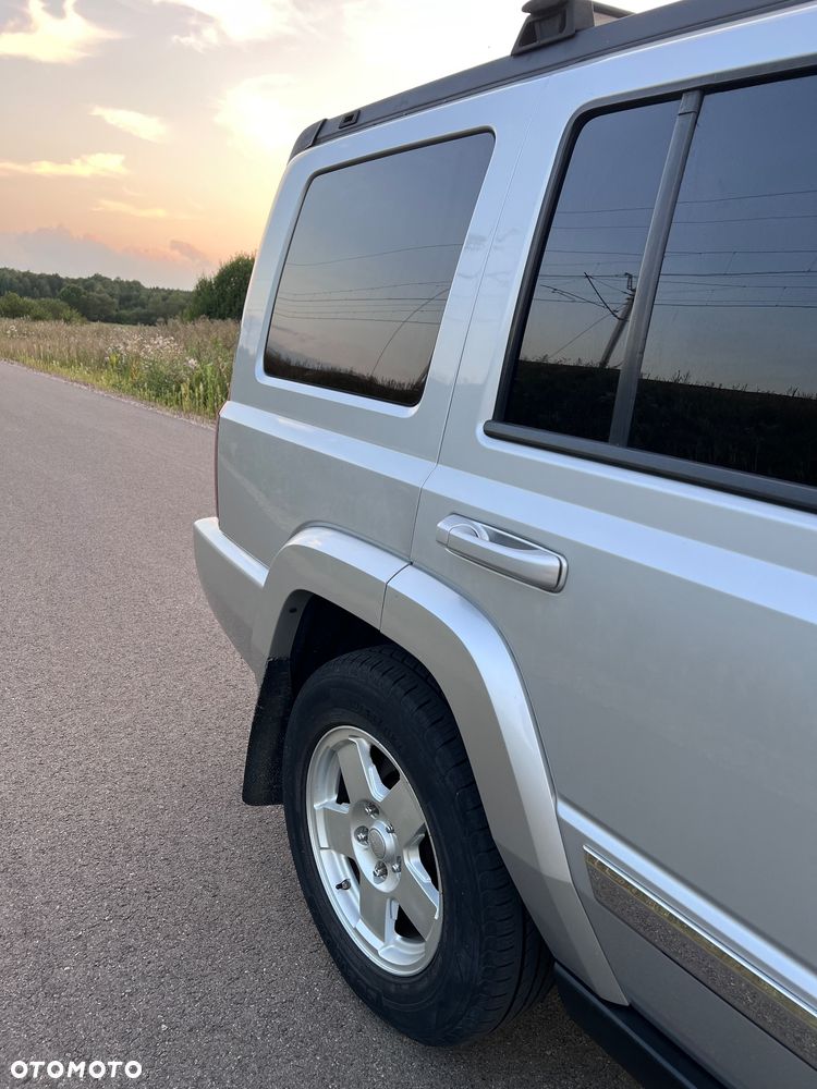 Jeep Commander 3.7 V6 - 4
