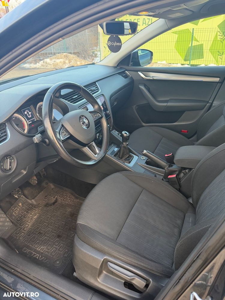 Skoda Octavia 2.0 TDI 4X4 STYLE - 10