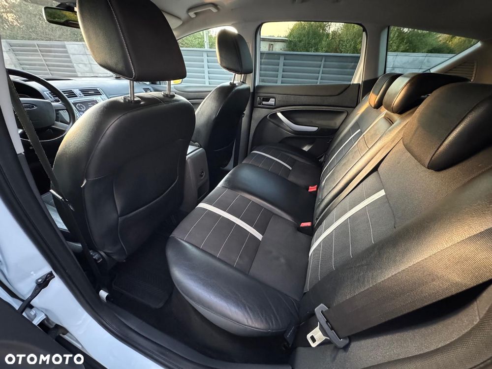 Ford Kuga 2.0 TDCi 4x4 Trend - 20