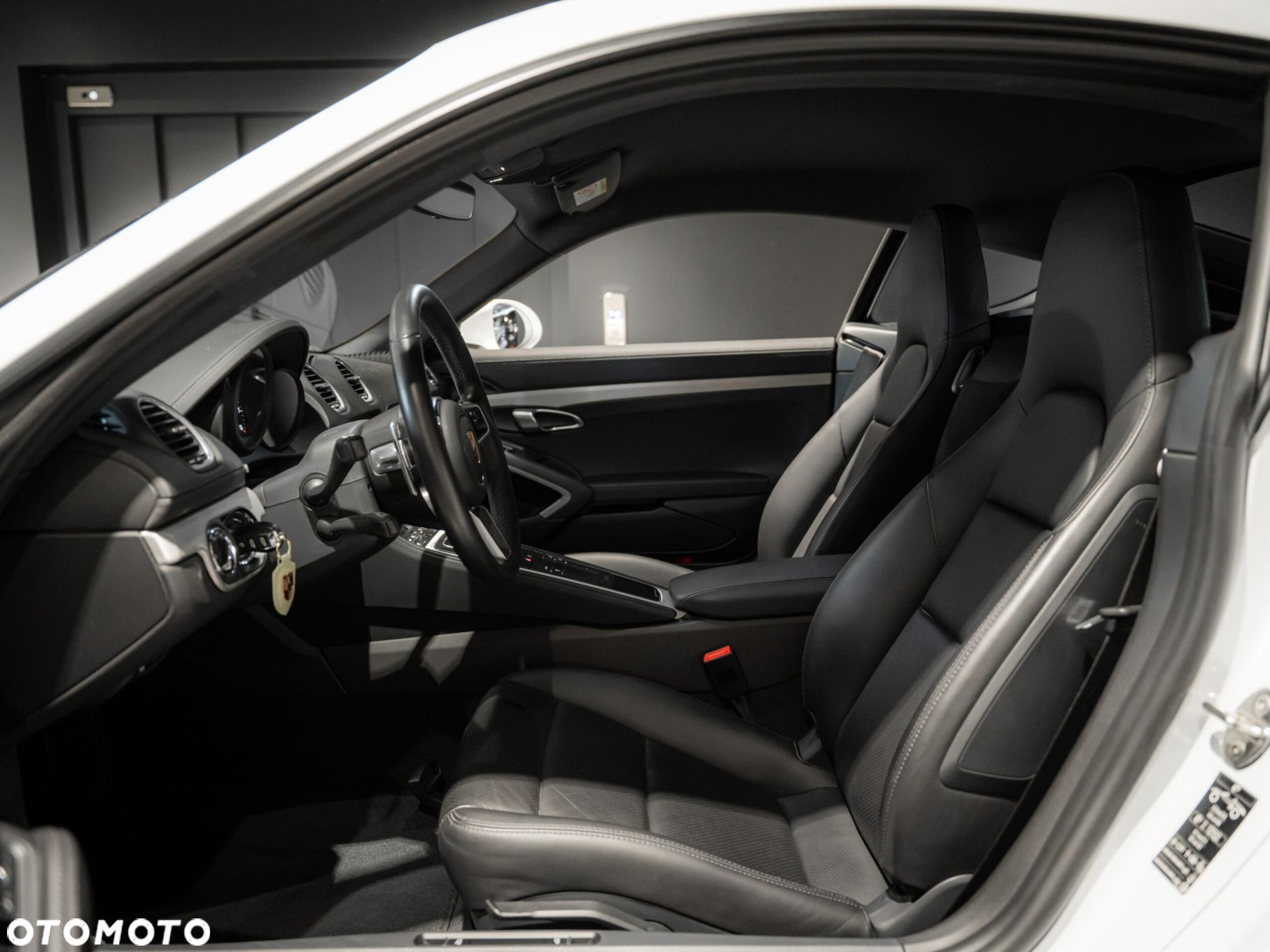 Porsche 718 Cayman GPF PDK - 15