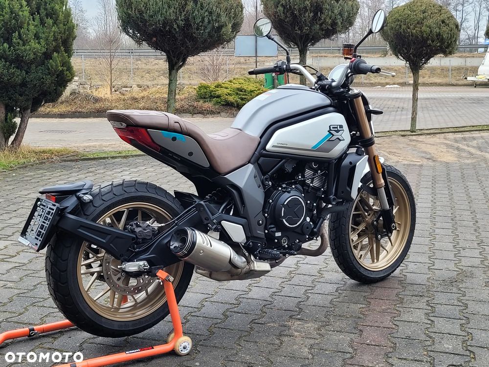 CFMoto 700CL-X Heritage - 9