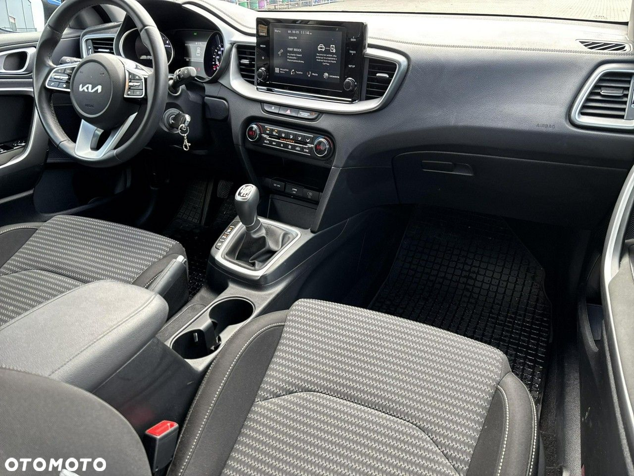 Kia XCeed 1.5 T-GDI M - 16