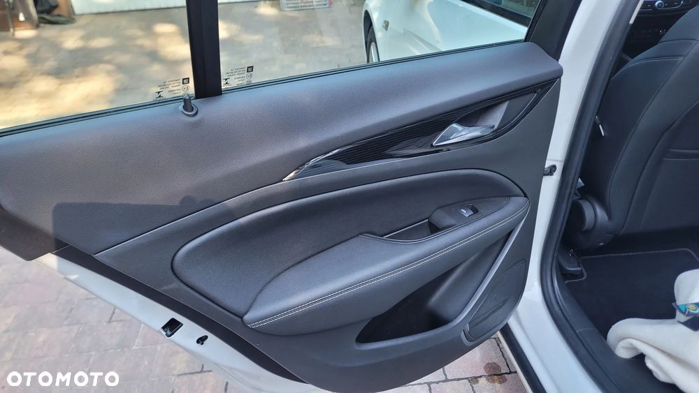 Opel Insignia 1.6 Edition - 23