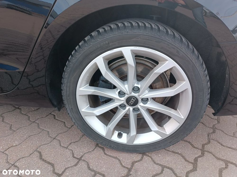 Audi A4 Limousine - 9