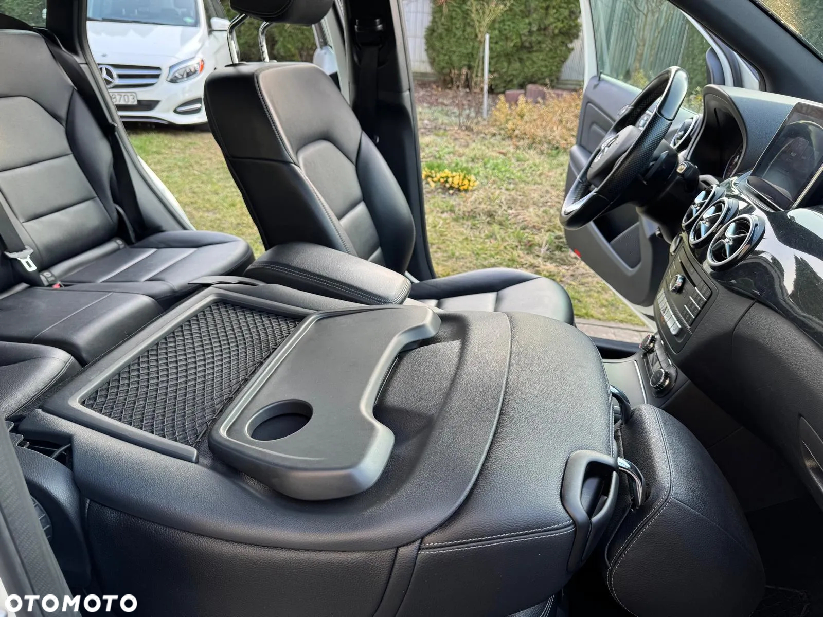 Mercedes-Benz Klasa B 250 4Matic 7G-DCT UrbanStyle Edition - 26