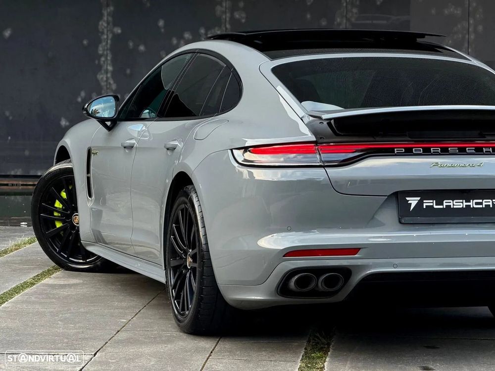 Porsche Panamera 4 E-Hybrid Platinum Edition com PDLS - 16