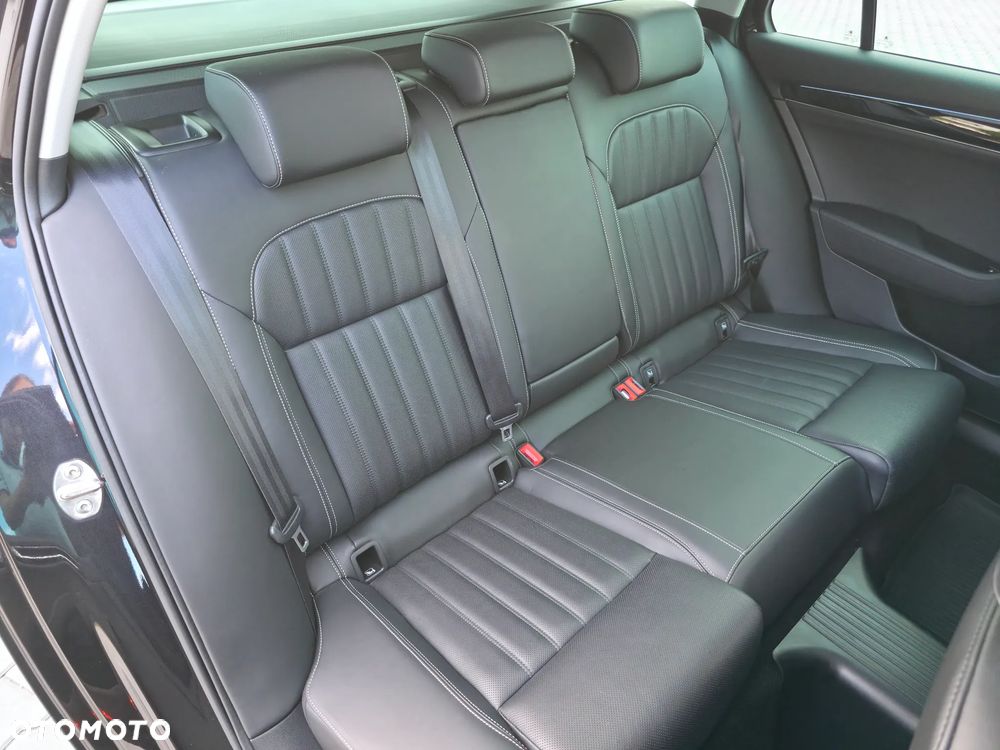 Skoda Superb 2.0 TDI SCR 4x4 L&K DSG - 30