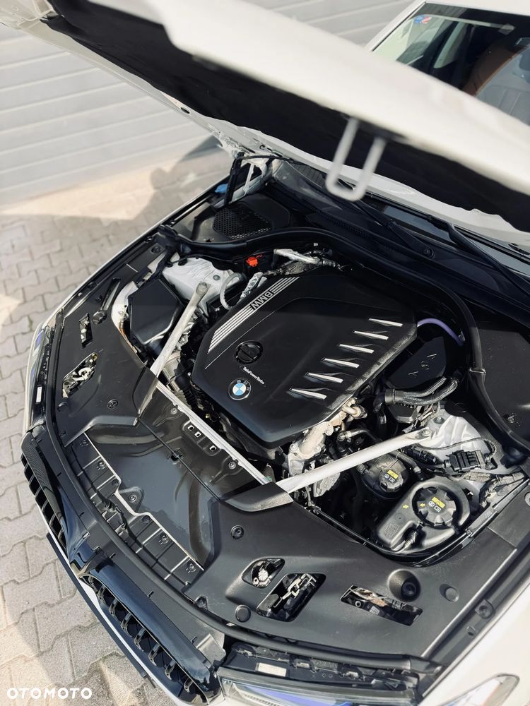 BMW Seria 5 530d xDrive Luxury Line sport - 15