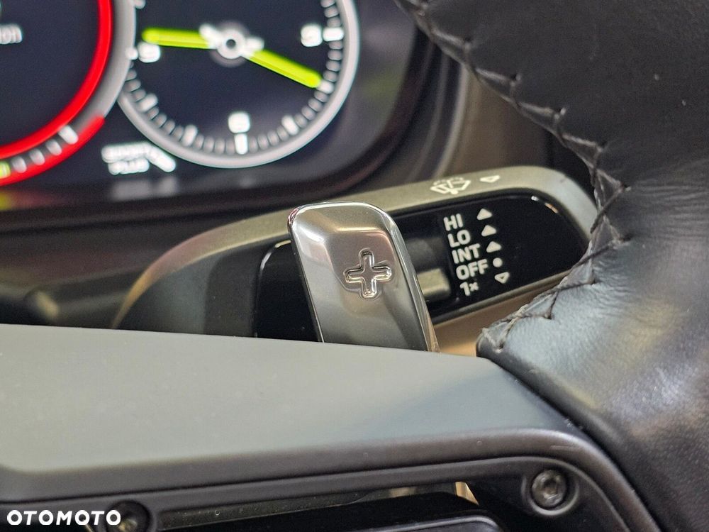 Porsche Panamera - 38