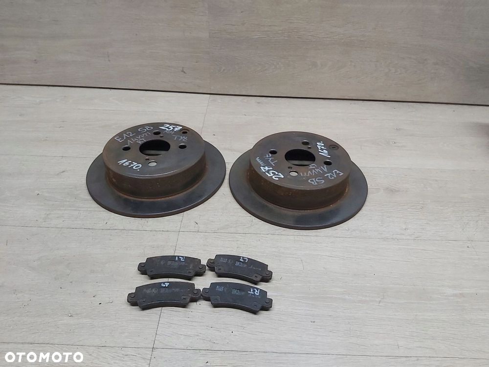 Toyota Corolla E12 tarcza hamulcowa tył tarcze 255mm tył klocki - 15