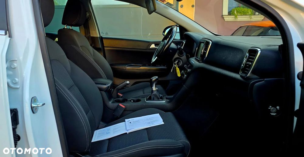 Kia Sportage 1.6 GDI 2WD Dream-Team Edition - 22