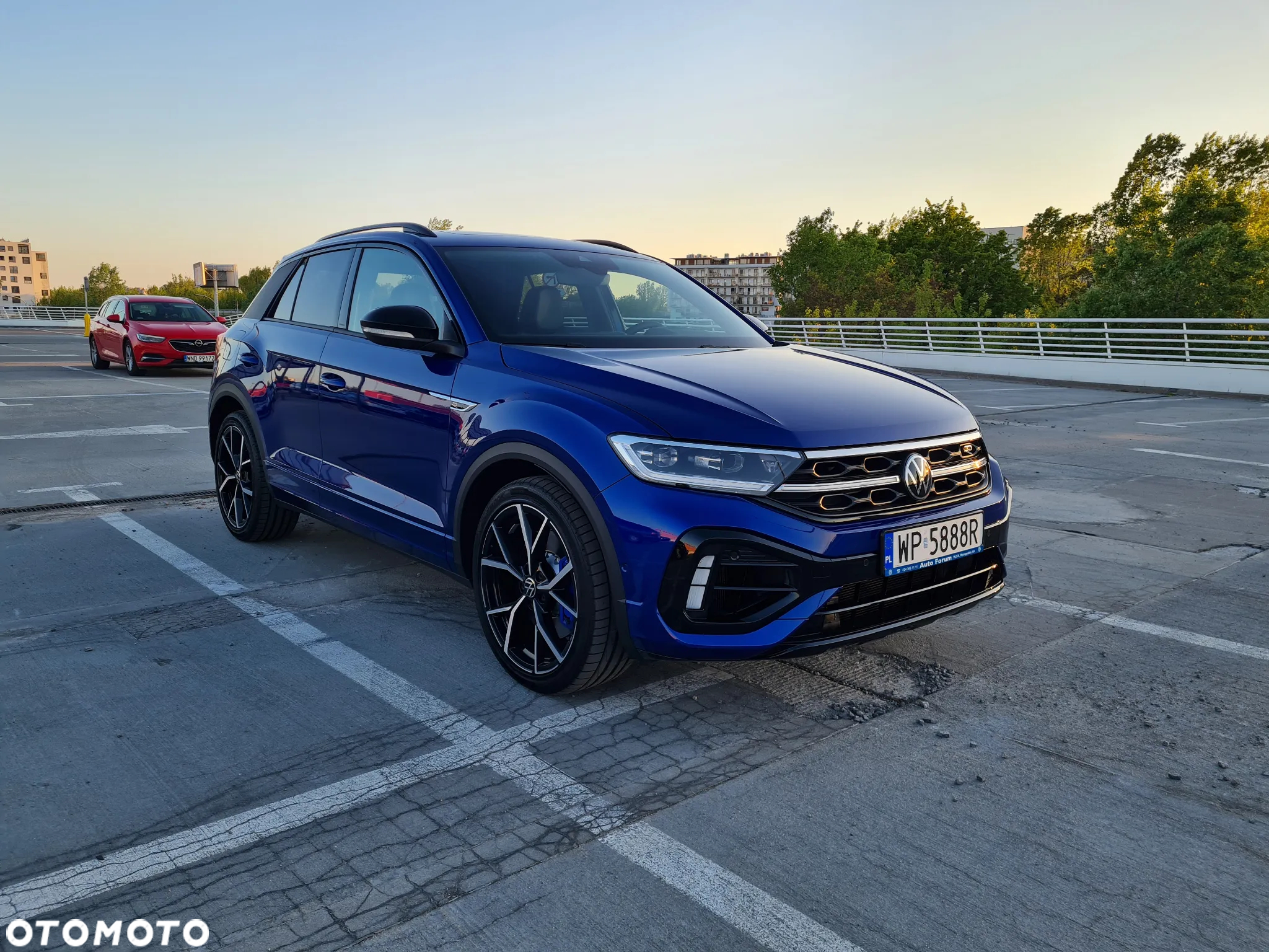 Volkswagen T-Roc 2.0 TSI 4Motion R DSG - 2