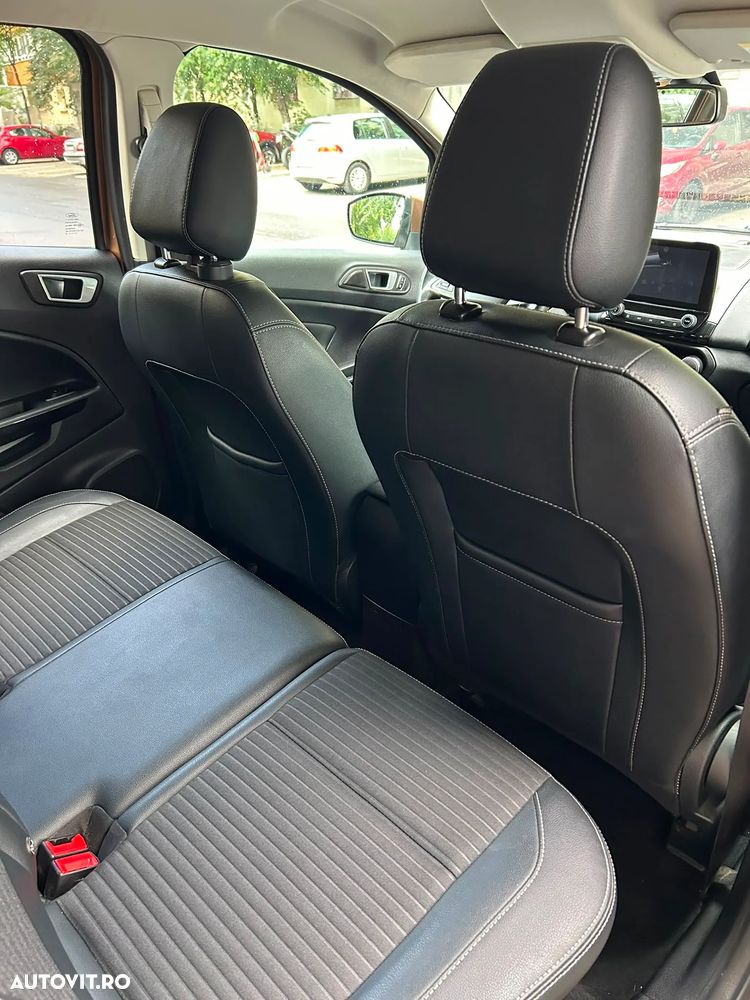 Ford EcoSport - 10