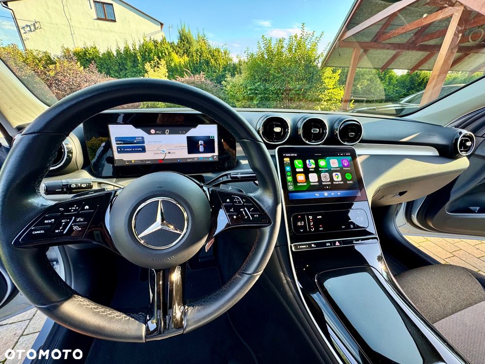 Mercedes-Benz Klasa C - 32